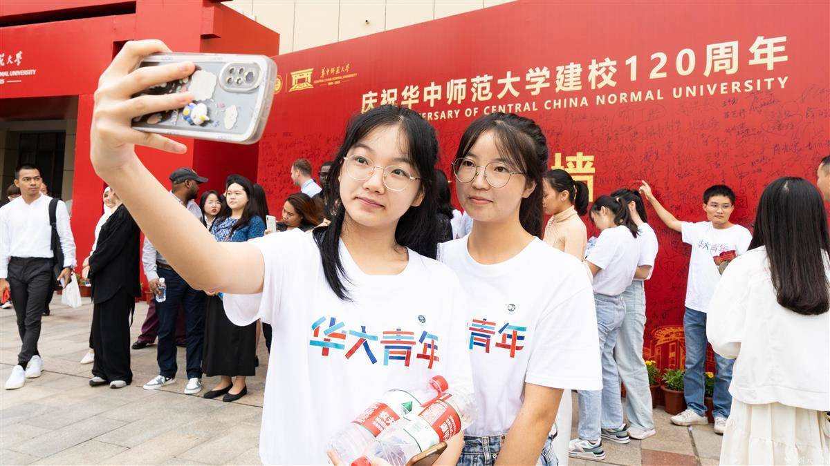 免费梭哈游戏